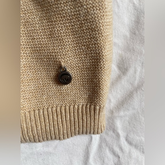 PLUS size cream top XL/XXL short sleeve - Picture 2 of 5